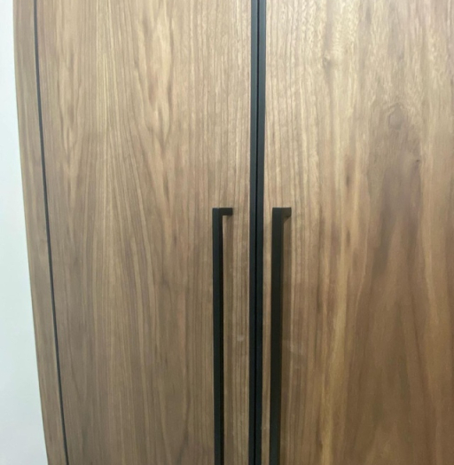 Встроенные распашные шкафы-Встроенный шкаф с распашными дверями в прихожую «Модель 21»-фото4